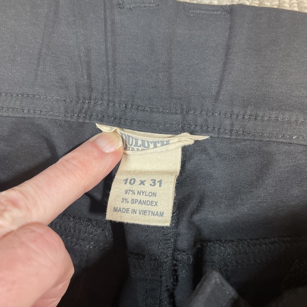 Duluth Trading Co Women's 10x31 Dry on the Fly Pants Hiking Black - Picture 2 of 5